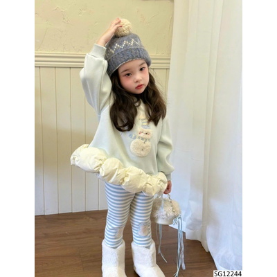 SG12244 SET ÁO NỈ HÌNH NGƯỜI TUYẾT MIX QUẦN LEGGING KẺ CHO BÉ