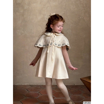 V8580 VÁY CHOÀNG CỔ BÚP BÊ CHO BG