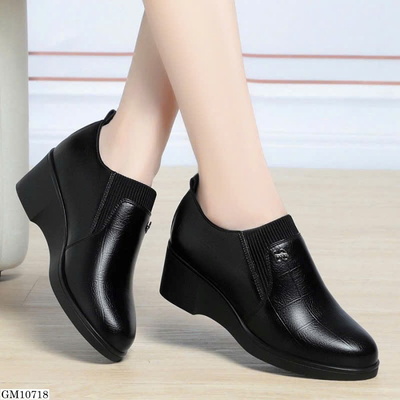 GM10718 BOOT DA CỔ THẤP CHUN ĐẾ CAO