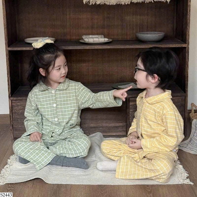 S2443 BỘ PIJAMA KẺ CARO CHO BÉ