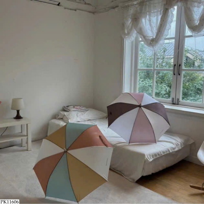 PK11606 Ô CẦM TAY SẮC MÀU CHO BÉ