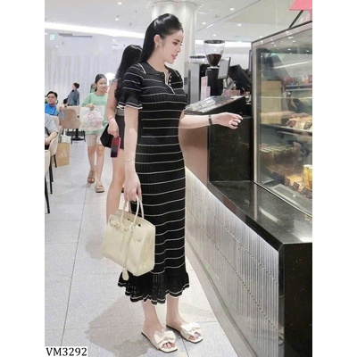 VM3292 VÁY LEN KẺ NGANG CỔ POLO