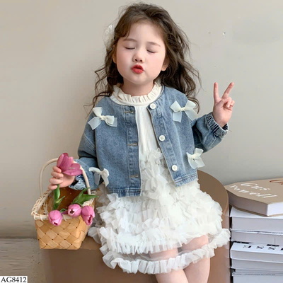 AG8412 ÁO KHOÁC JEAN NƠ CHO BÉ