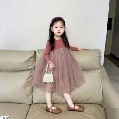 V8660 VÁY CÔNG CHÚA DÀI TAY BG