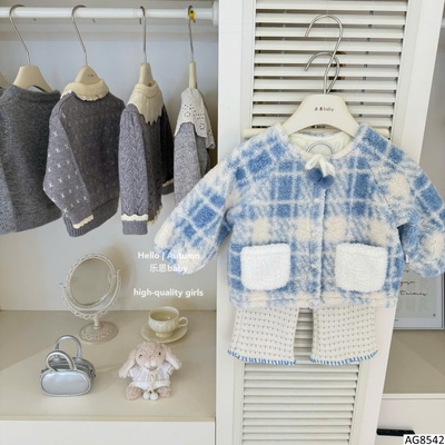 AG8542 ÁO KHOÁC LÔNG NHUNG KẺ XANH BG