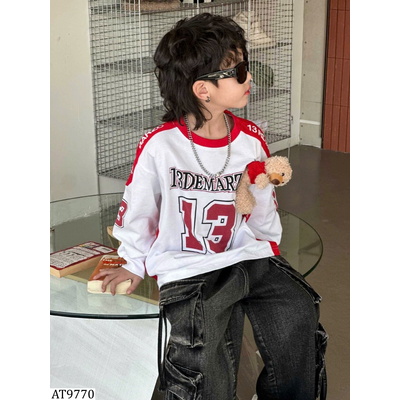 AT9770 ÁO  COCACOLA SỐ 13 GẮN GẤU