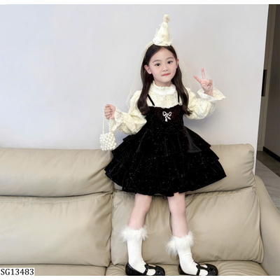 SG13483 SET ÁO BÈO KÈM VÁY BLING