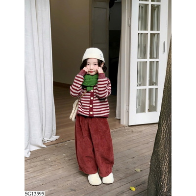 SG13595 ÁO LEN KẺ PHỐI QUẦN CHO BÉ GÁI