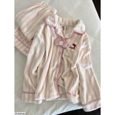 SM4046 BỘ NGỦ KẺ KITTY
