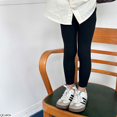 QG4836 QUẦN LEGGING AMBB BG