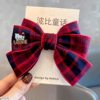KT1775 SET 2 KẸP TÓC KẺ HELLO KITTY