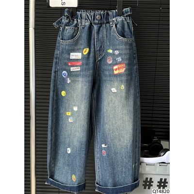 QT4820 QUẦN JEANS SUÔNG IN HÌNH SNIDOLS