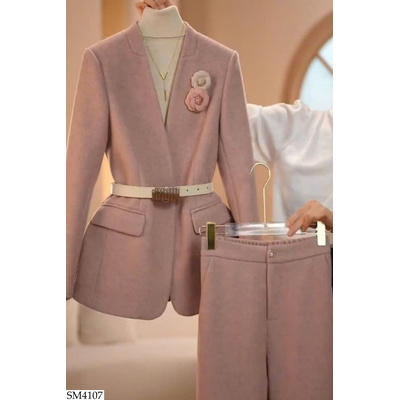 SM4107 BỘ VEST HỒNG CHO NỮ
