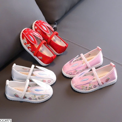 GG8571 GIÀY HÁN PHỤC THÊU THỎ