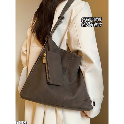 TM6821 TÚI TOTE DA CHIO2ND GIÁ MỚI 17/11