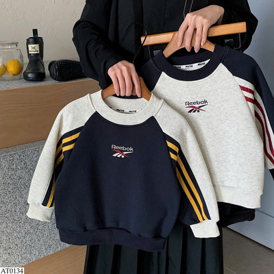 AT0134 ÁO NỈ LÓT LÔNG CHỮ REEBOK NHÀ MUYE