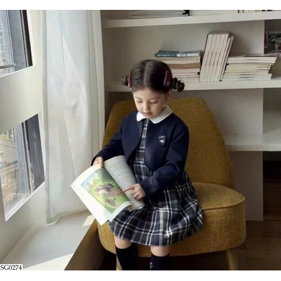SG0274 SET ÁO CARDIGAN PHỐI VÁY KẺ