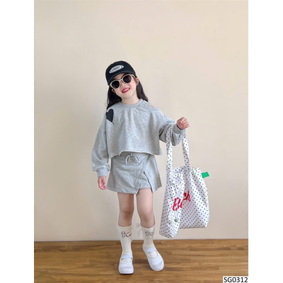 SG0312 SET ÁO LỆCH VAI TRÁI TIM MIX CHÂN VÁY