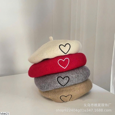 M4621 MŨ NỒI LEN TRÁI TIM