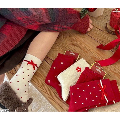 TC2099 SET 5 ĐÔI TÁT HỌA TIẾT GIÁNG SINH NỮ