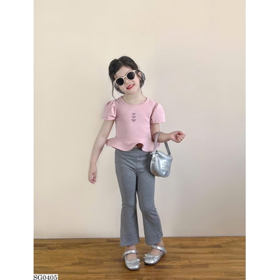 SG0405 ÁO THUN BÈO NHÚN PHỐI QUẦN NỈ ỐNG LOE