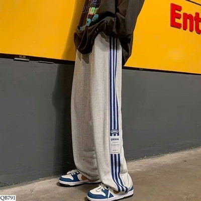 QB791 QUẦN THỂ THAO 3 SỌC UNISEX