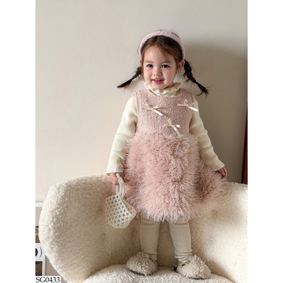 SG0433 SET ÁO CỔ BÈO MIX VÁY NƠ TUA RUA BG