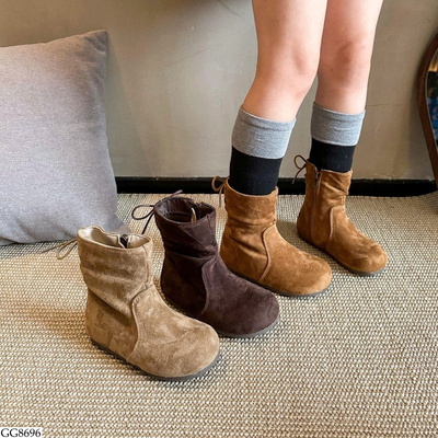 GG8696 BOOT CỔ NHÚN BÉ GÁI