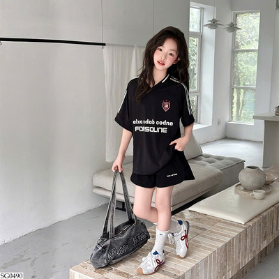 SG0490 SÉT THỂ THAO MÙA HÈ BÉ GÁI