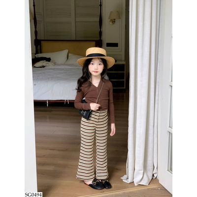 SG0494 SET ÁO CỔ V MIX QUẦN KẺ BG