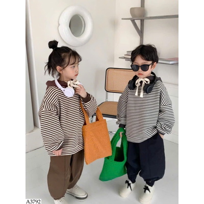 A3792 ÁO HOODIE KẺ CHO BÉ