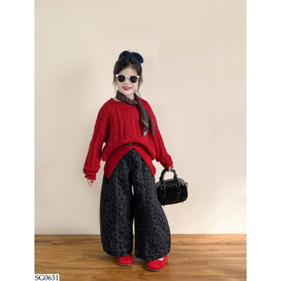 SG0631 SET ÁO KÈM KHĂN ĐỎ MIX QUẦN DA BEO BG