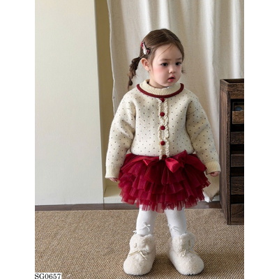 SG0657 SET ÁO KHOÁC LEN CHẤM BI PHỐI CHÂN VÁY VOAN ĐỎ