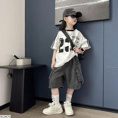 SG0676 Áo sọc vai mix short jeans đen