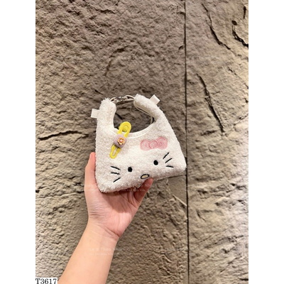 T3617 TÚI MINI KITTY LÔNG CHO BÉ