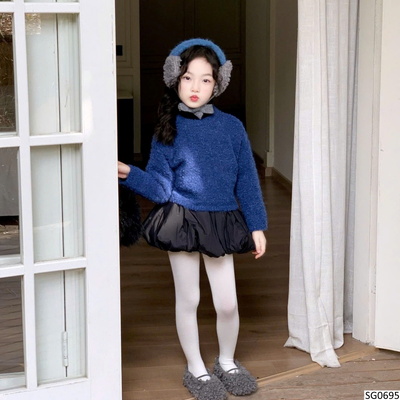 SG0695 SET ÁO LEN MIX CHÂN VÁY CHO BÉ