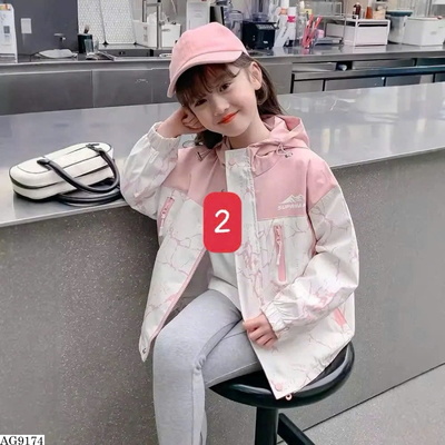 AG9174 ÁO GIÓ HỌA TIẾT BÉ GÁI
