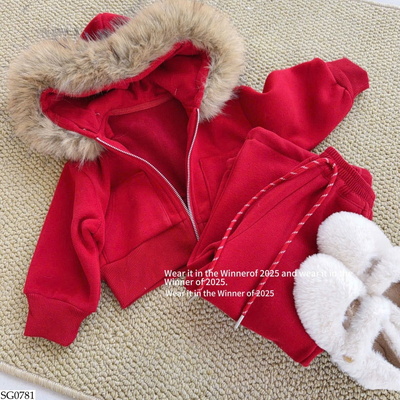 SG0781 BỘ KHOÁC NỈ ĐỎ PHỐI MŨ LÔNG