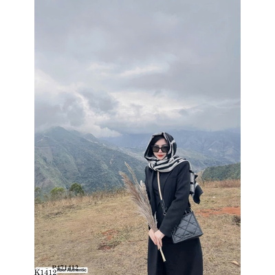 K1412 KHĂN CHOÀNG BẢN LỚN HỌA TIẾT ĐƯỜNG KẺ