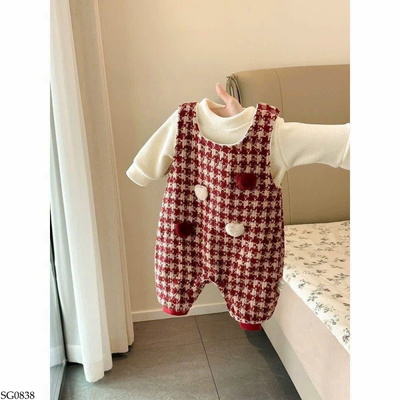 SG0838 SET ÁO TRẮNG MIX QUẦN YẾM KẺ 