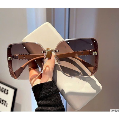 KM616 KÍNH CHỐNG NẮNG KHÔNG VIỀN