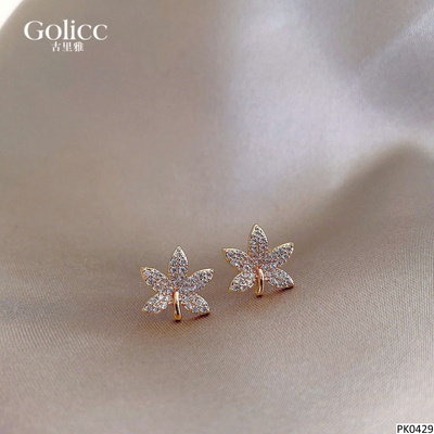 PK0429 KHUYÊN TAI LÁ PHONG GOLICC