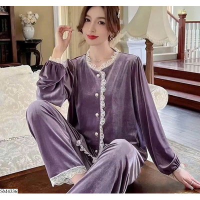 SM4336 BỘ NGỦ NHUNG VIỀN REN CHO NỮ 