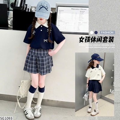SG1093 SET ÁO POLO NƠ MIX CHÂN VÁY XẾP LY CHO BÉ