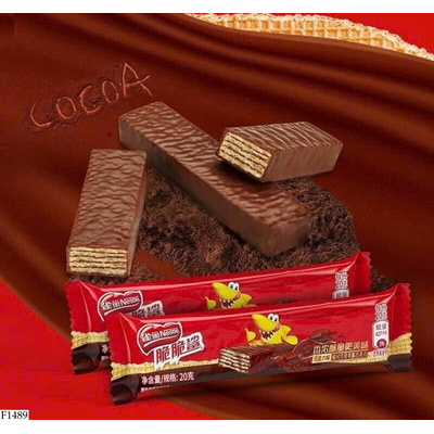 F1489 COMBO 40 THANH BÁNH XỐP PHỦ SOCOLA NESTLÉ 