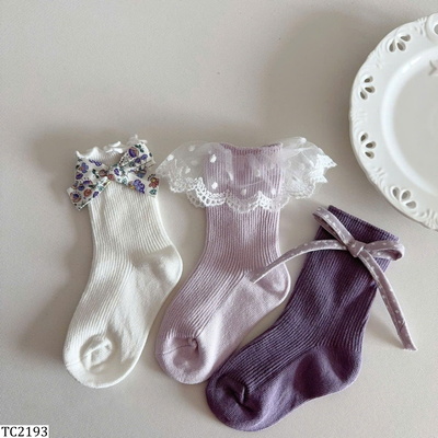 TC2193 SET 3 ĐÔI TẤT CHO BÉ