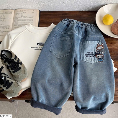 QT5217 QUẦN JEANS HỌA TIẾT LABUBU MUYE
