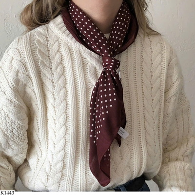 K1443 KHĂN CHẤM BI CHO NỮ