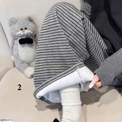 QM5575 QUẦN KẺ SỌC LÓT LÔNG NỮ