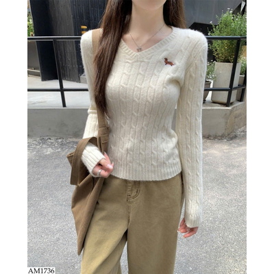 AM1736 ÁO LEN GÂN CỔ TIM 